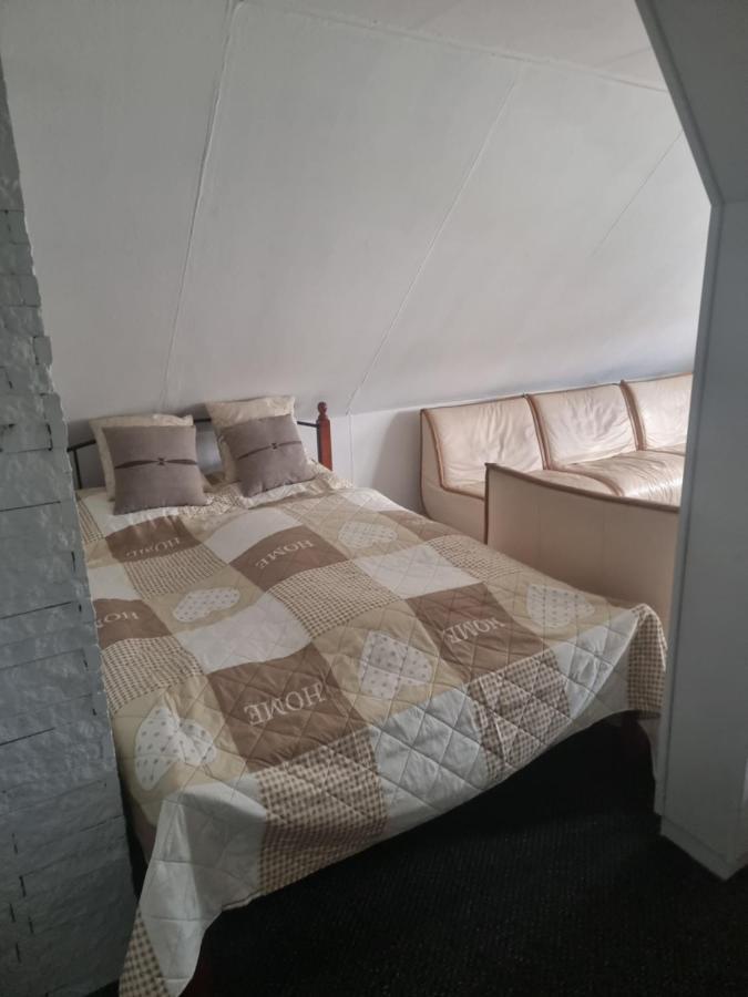 Alte Bibliothek Apartment Kottmar Bagian luar foto